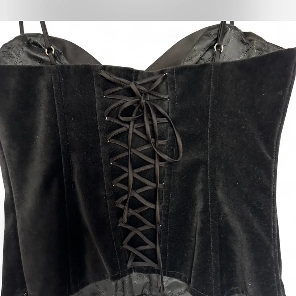 BCBGMaxAzria Black Velvet Corset top.  High quality fabric made in Hong Kong - Picture 4 of 6